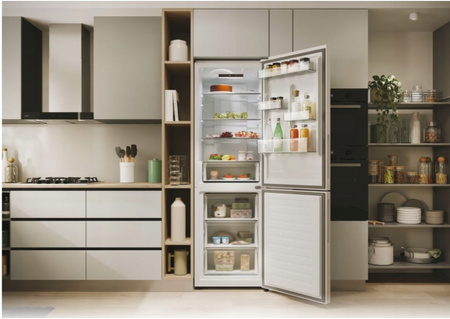 Lodówka CANDY CNCQ2T618EW