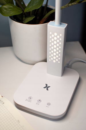 MAXCOM Lampa biurkowa LED ML 4700 Bahama Biała