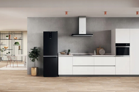 WHIRLPOOL Chłodziarko-zamrażarka W7X82OK