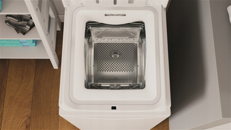 Pralka ładowana od góry INDESIT   BTWS6240PPLN