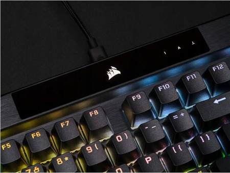 Klawiatura przewodowa K70 RGB Pro Black PBT
