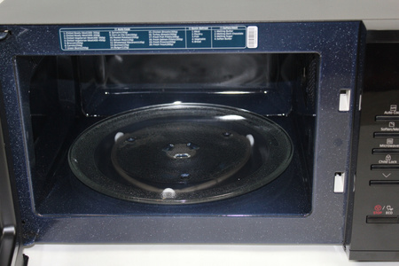 Kuchenka mikrofalowa Samsung MS 23K3513AK 23l 800W