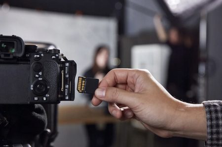 Karta pamięci SD 256GB React Plus 280/150/MB/s U3