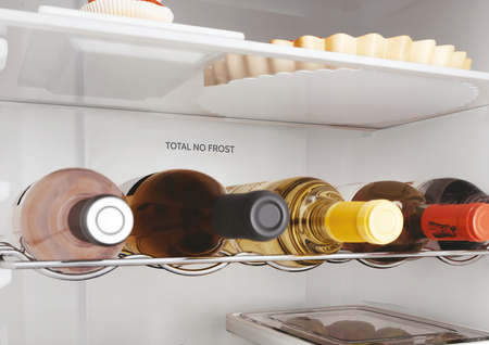 Lodówka do zabudowy Kernau KBR 19534 NF SzufladaZero NoFrost 193x54