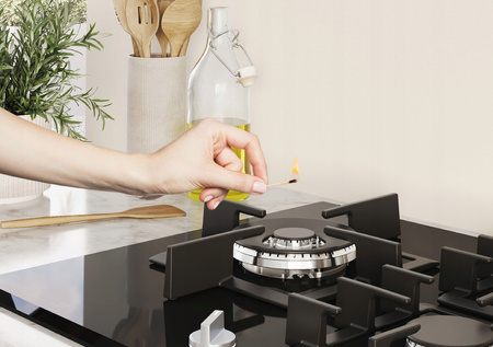 Płyta gazowa BOSCH PNH6B6K40 szklana Serie 4