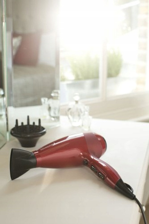 REMINGTON Suszarka do włosów Silk 2400W AC9096